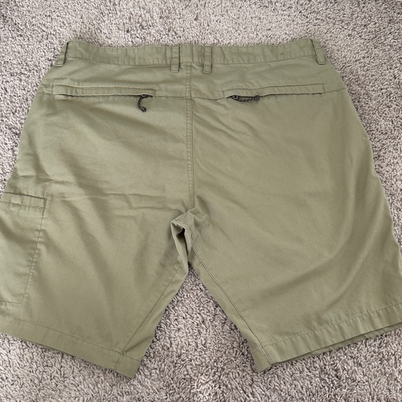 Fjallraven G-100 Olive Green Shorts - Picture 3 of 3